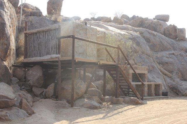Madisa Camp Hotel Kalkbron Bagian luar foto